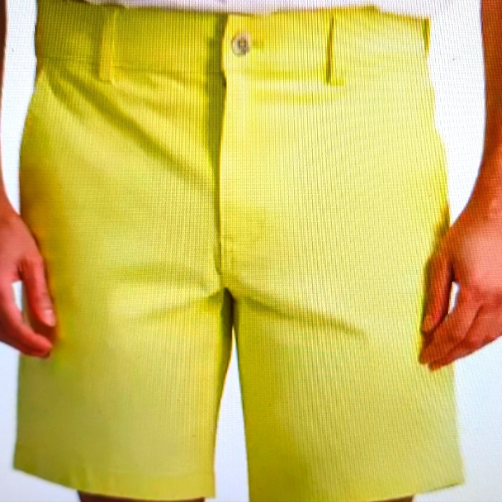 🟡NWOT CHAPS MEN'S YELLOW 💛 FLAT FRONT SHORTS SIZE 36